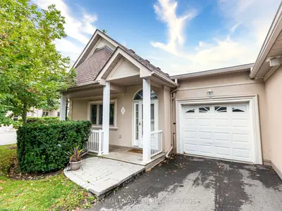 Condo Townhouse in Brampton