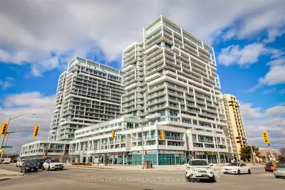 Condo Apartment in Oakville