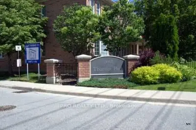Condo Townhouse in Mississauga