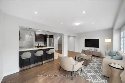 244 Ellen Davidson Drive, Oakville, On L6m 0v2