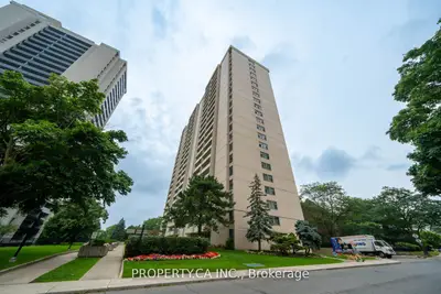 360 Ridelle Avenue 1614, Toronto W04, On M6b 1k1