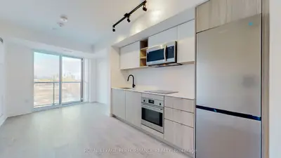 36 Zorra Street 524, Toronto W08, On M8z 0g5