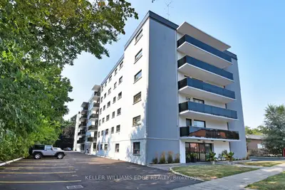 Condo Apartment in Burlington