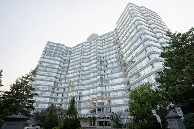 Condo Apartment in Mississauga