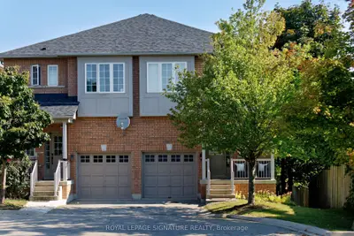Semi-Detached in Mississauga