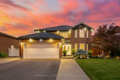 Detached in Mississauga