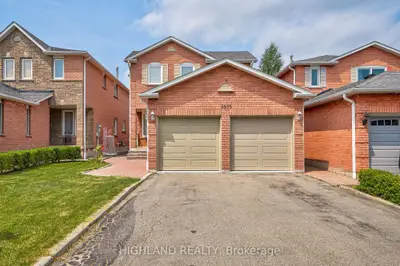 Upper Level in Mississauga