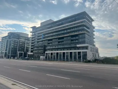 Condo Apartment in Oakville