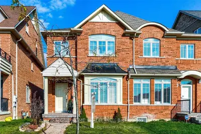 5417 Festival Drive, Mississauga, On L5m 0g7