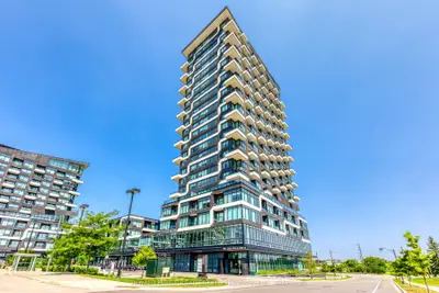 Condo Apartment in Oakville