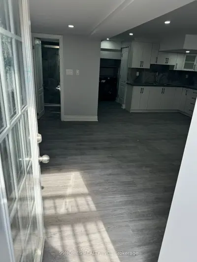 Detached in Oakville
