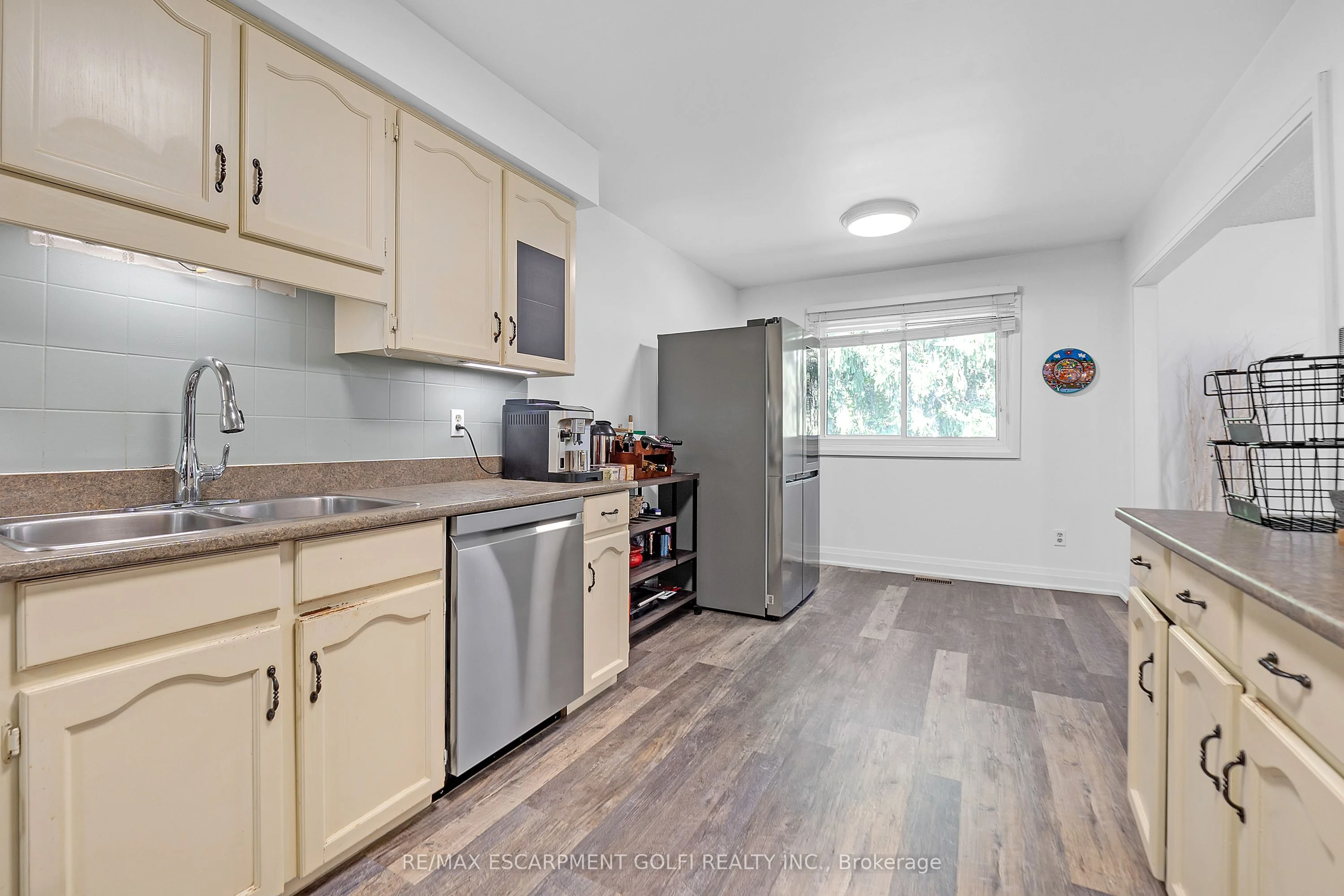 1205 Lamb's Court 13, Burlington, ON L7S 2G5