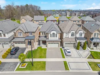 Detached in Brampton