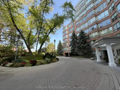 Condo Apartment in Toronto