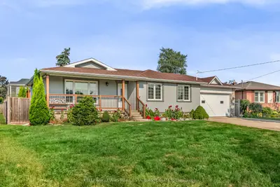Detached in Oakville