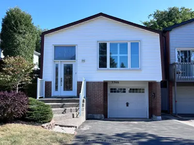 Detached in Burlington