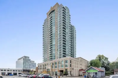 Condo Apartment in Brampton