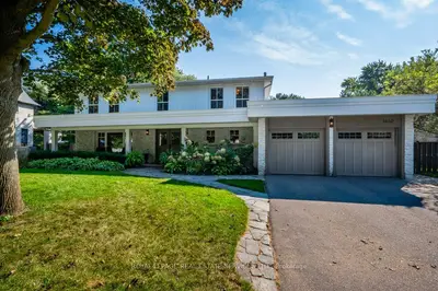 Detached in Oakville