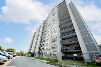 Condo Apartment in Toronto