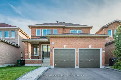 5578 Heatherleigh Avenue, Mississauga, On L5v 2l5