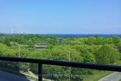 2240 Lake Shore Boulevard W 607, Toronto W06, On M8v 0b1