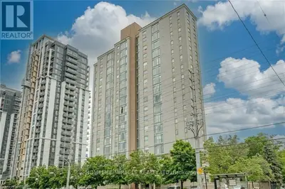 Condo Apartment in Mississauga