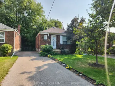 Detached in Toronto