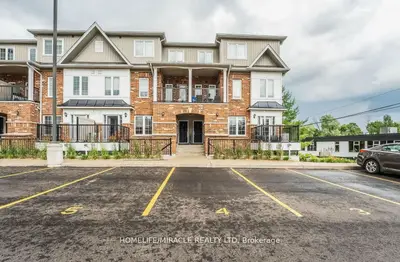 Condo Townhouse in Orangeville