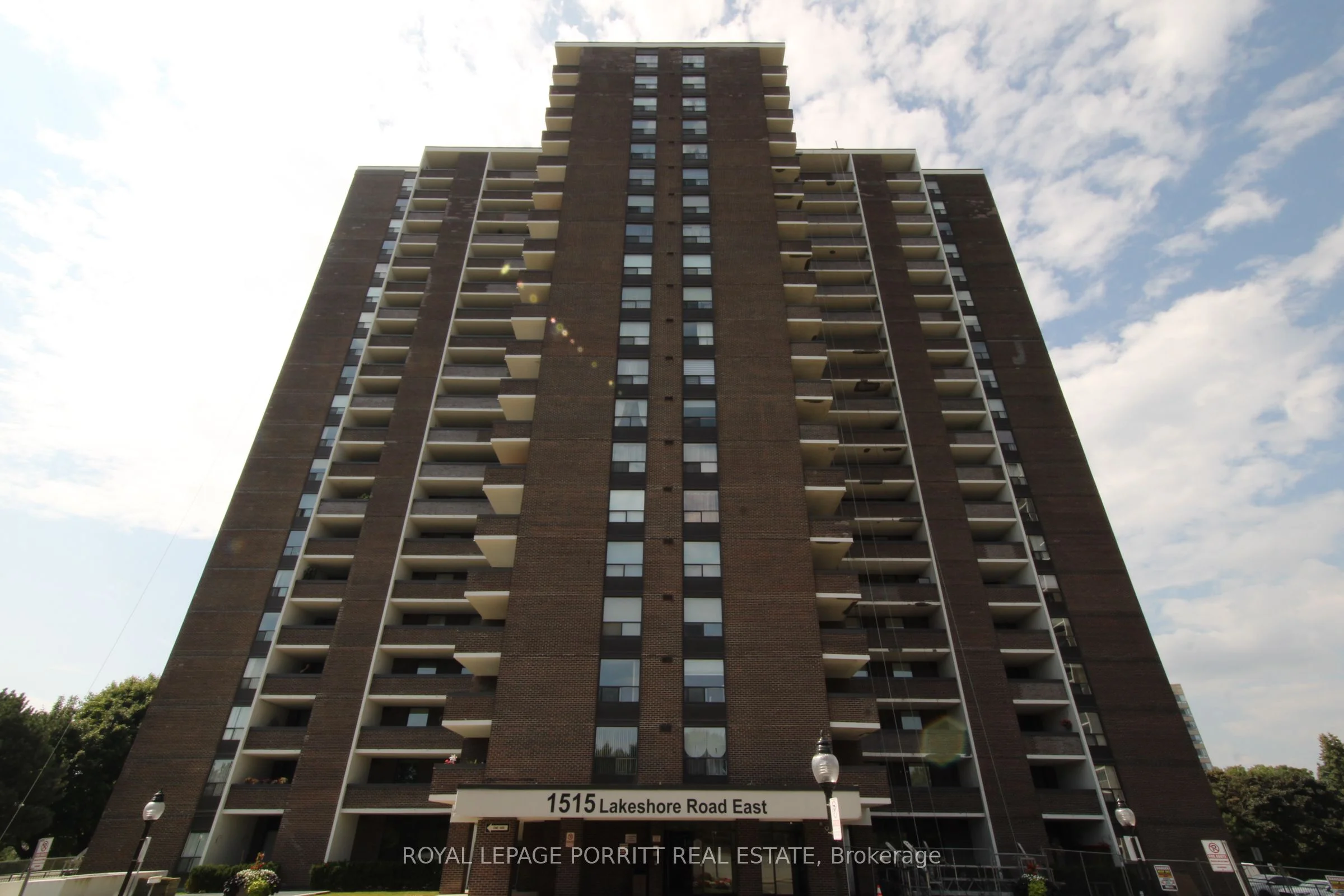 1515 Lakeshore Road E 1108, Mississauga, On L5e 3e3