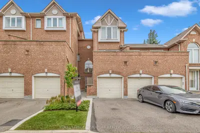 99 Bristol Road E 165, Mississauga, On L6z 3p4