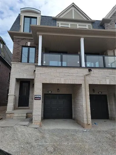 Att/Row/Townhouse in Burlington