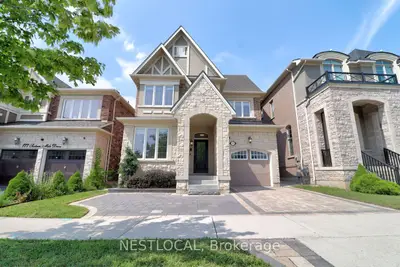 Detached in Oakville