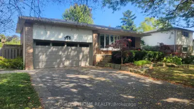 359 Sunset Drive, Oakville, On L6l 3m7
