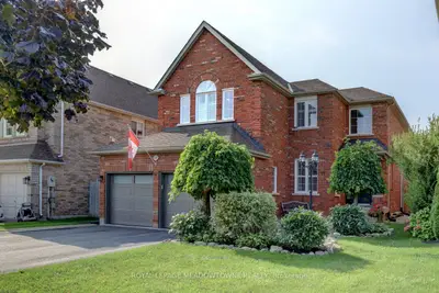 Detached in Halton Hills