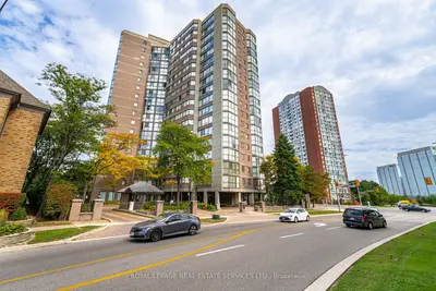Condo Apartment in Mississauga