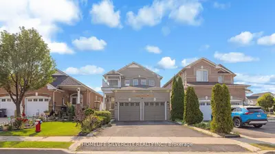 Detached in Brampton