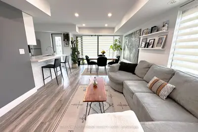 Condo Townhouse in Toronto