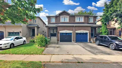 Semi-Detached in Mississauga