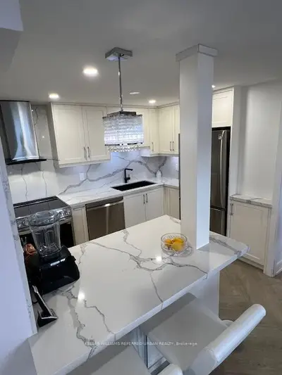1300 Mississauga Valley Boulevard 1206, Mississauga, On L5a 3s8