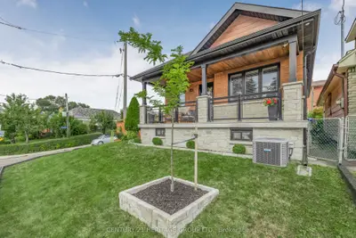 Detached in Toronto