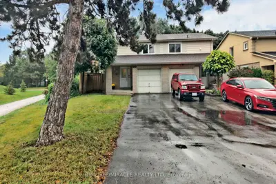 Semi-Detached in Mississauga