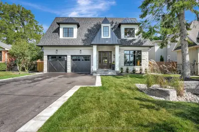 Detached in Oakville