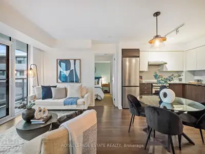 Condo Apartment in Toronto