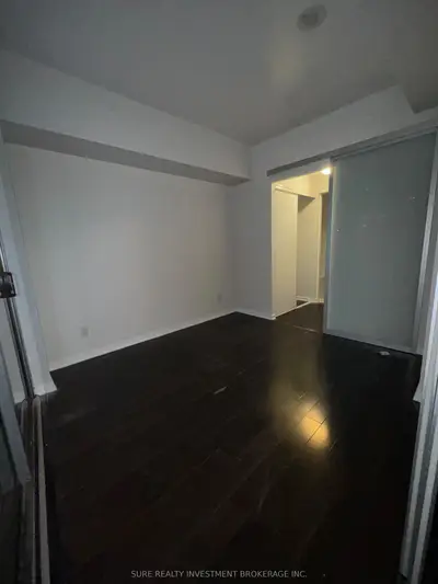 103 The Queensway Avenue 415, Toronto W01, On M6s 5b3