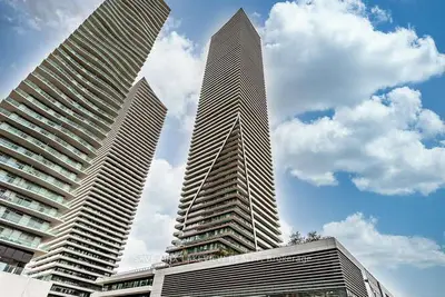 Condo Apartment in Toronto