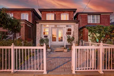Detached in Toronto