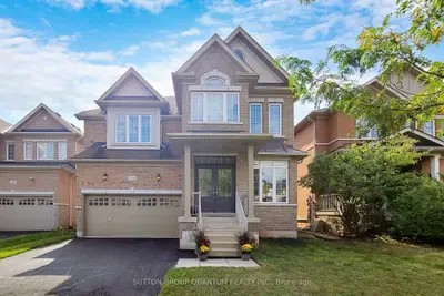 Detached in Oakville