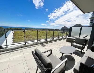 2212 Lake Shore Boulevard W 901, Toronto W06, On M8v 0c2