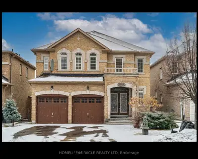 Detached in Brampton