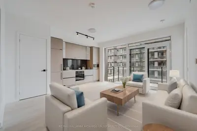 Condo Apartment in Toronto